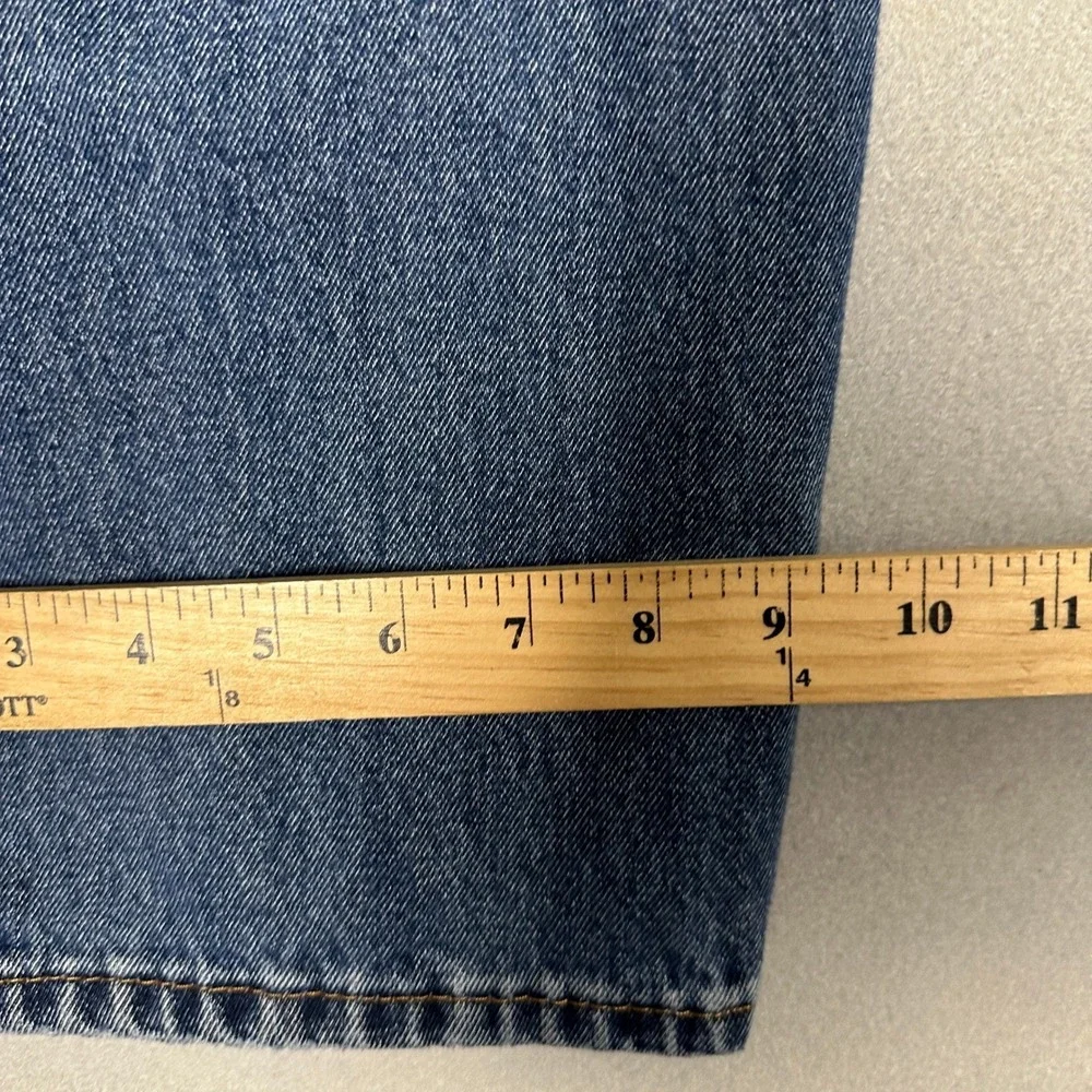 Levis 550 Jeans Mens 42X32 Blue Relaxed Fit Tapered Leg Distressed Red Tab Denim